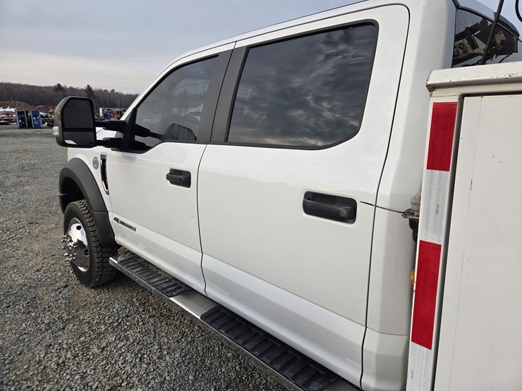 2018-ford-f550-xl-image-14