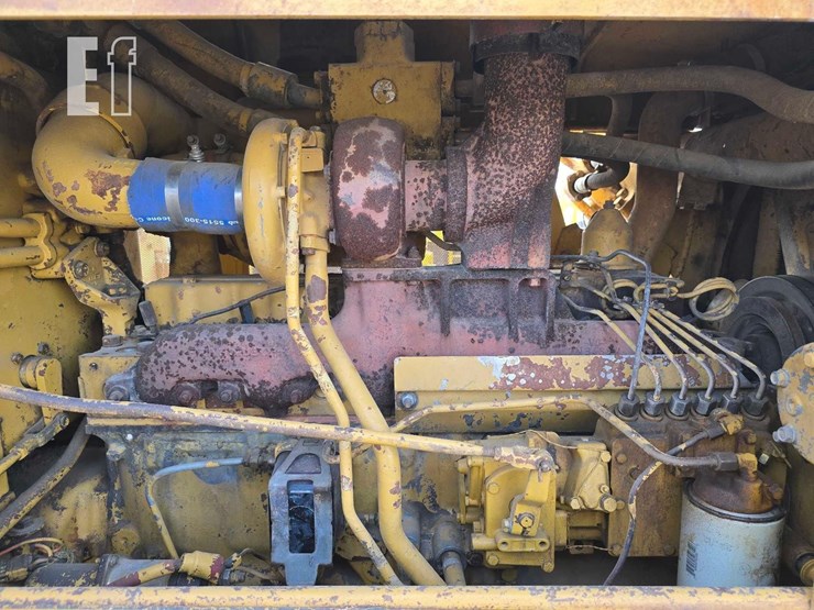 1982-caterpillar-d6d-image-25