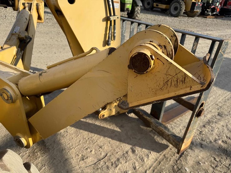 2013-gehl-dl11-image-24