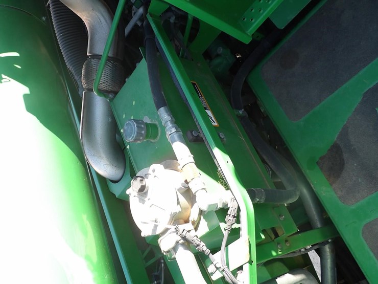 2012-john-deere-s680-image-42