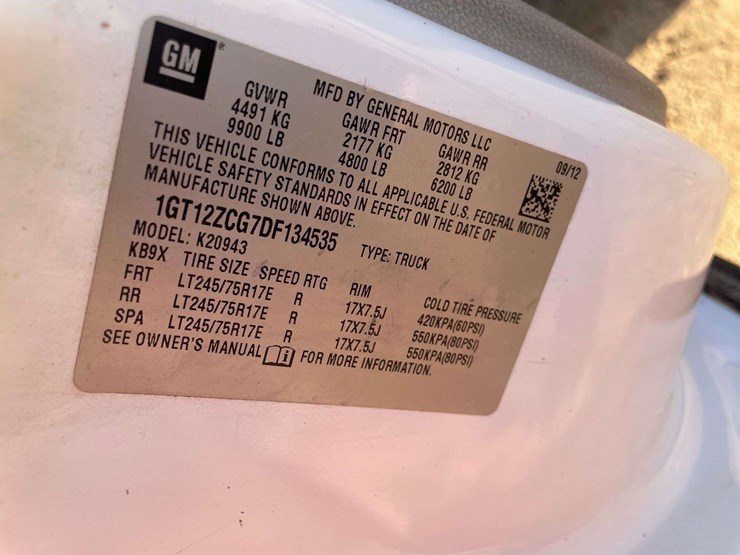 2013-gmc-sierra-2500-image-25