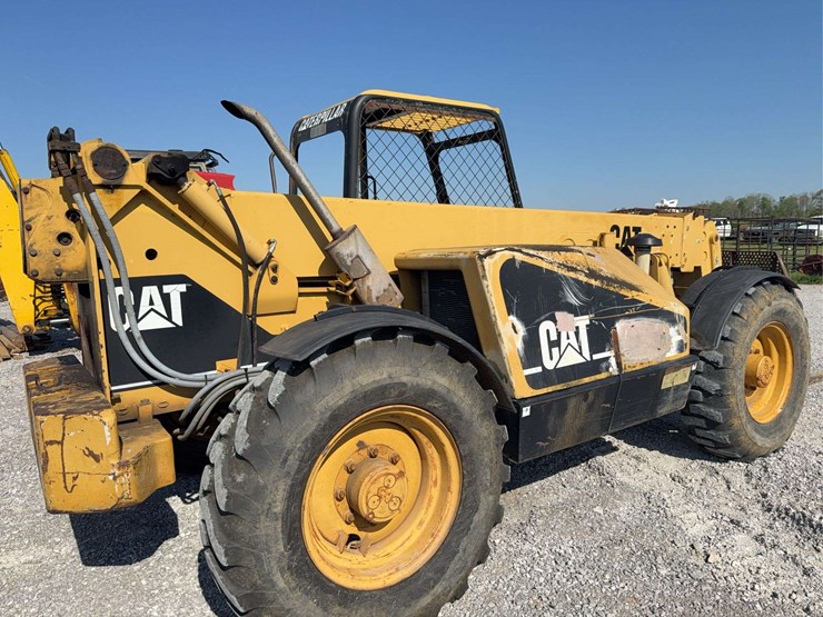 caterpillar-th63-image-4