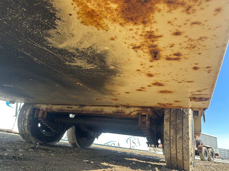 #60115-•-ingersoll-rand-1070-towable-air-compressor-image-64