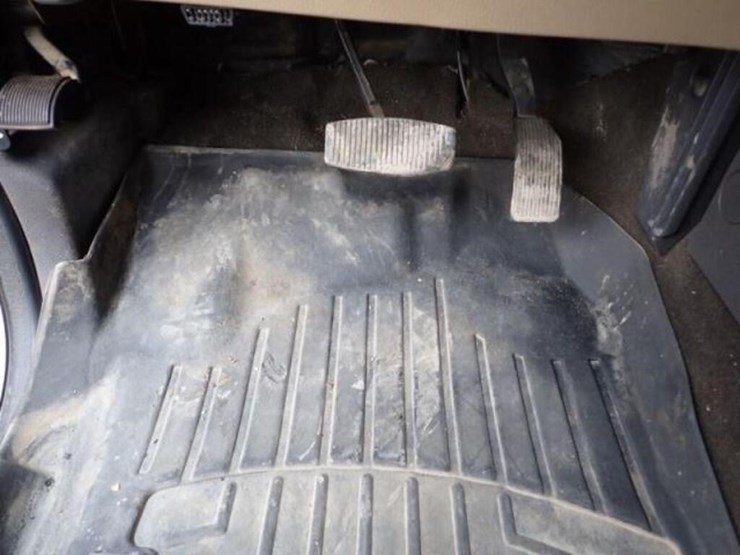 2015-ford-f450-lariat-image-14