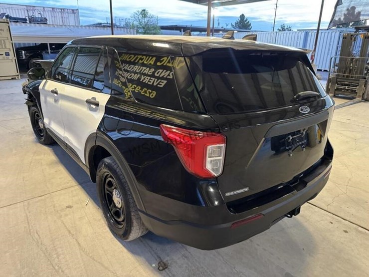 2021-ford-explorer-image-6