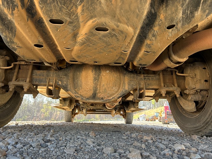 2012-ford-f550-image-26