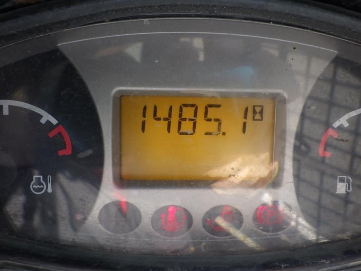 2020-bobcat-s450-image-30