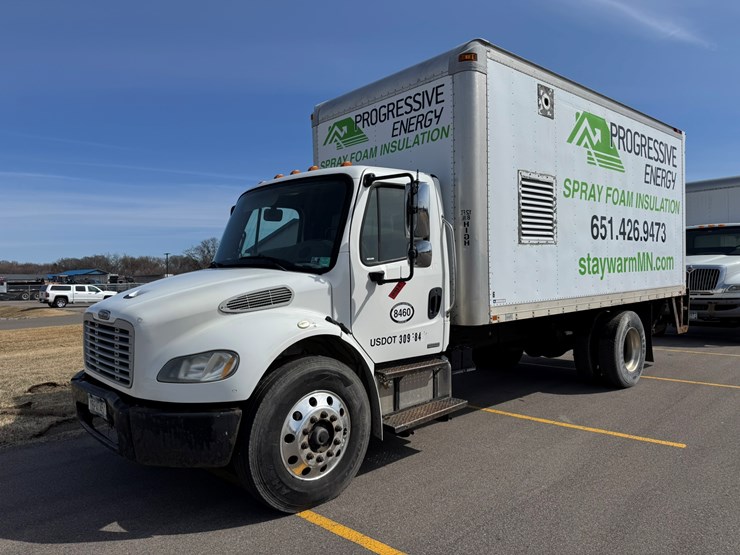 #2160-•-2006-freightliner-business-class-m2-box-truck-image-1