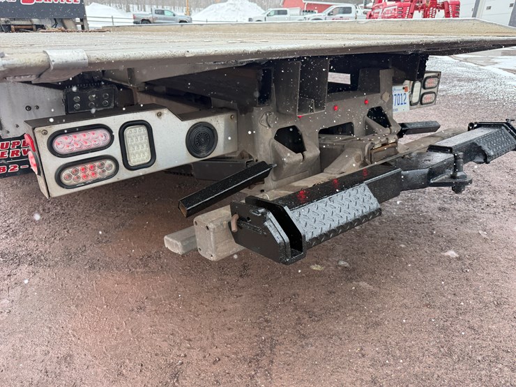 2018-ford-f650-image-22