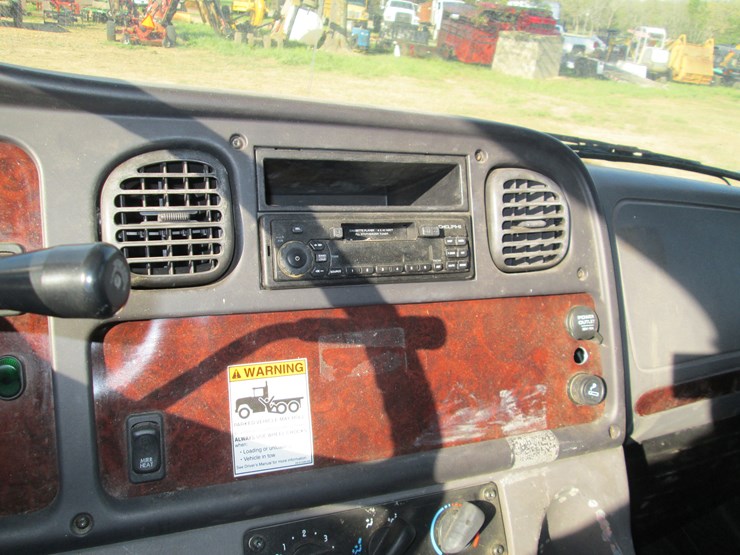 2005-caterpillar-c7-image-38