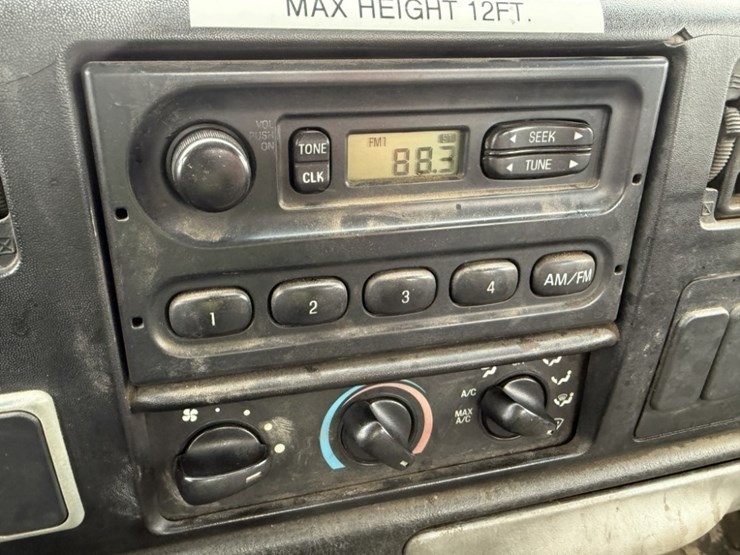 2008-ford-f750-image-30