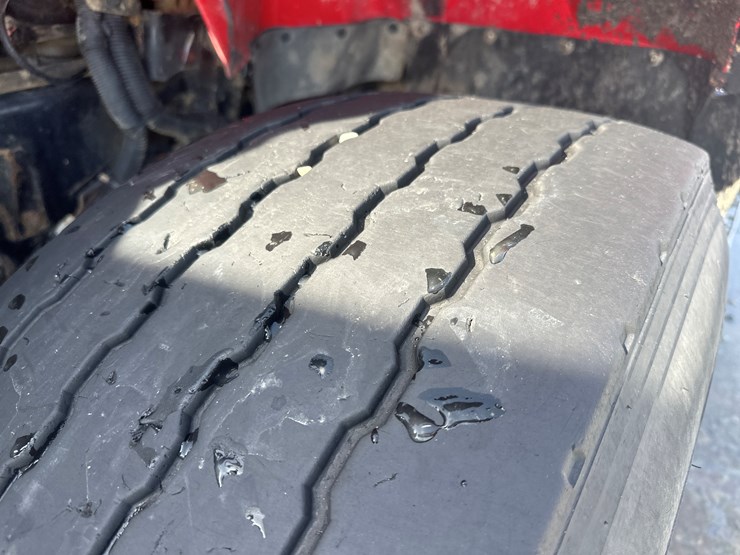 2012-international-7600-image-93