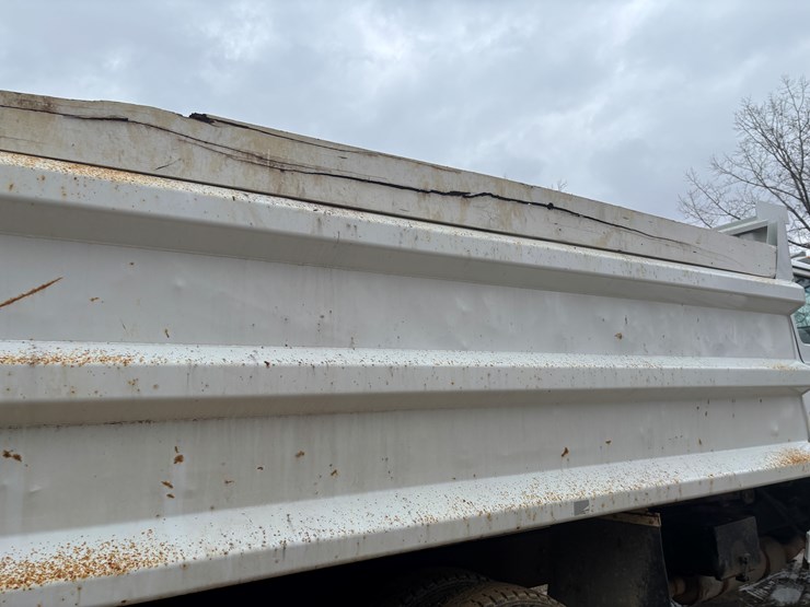 1997-ford-lt8000-image-58