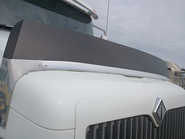 2000-international-9200i-image-12