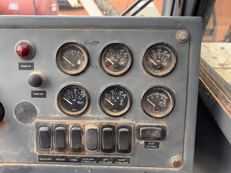 terex-th1005a-image-6