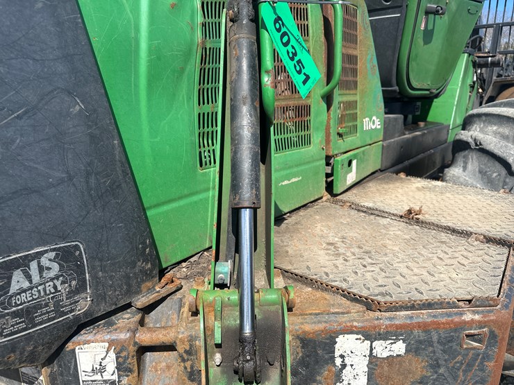 deere-1110e-image-21