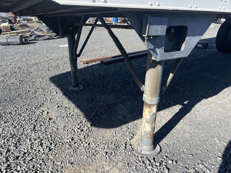 1976-comet-s/a-office-trailer-image-14