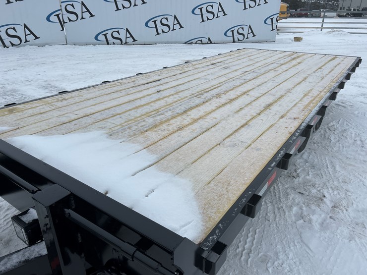 2026-massey-ferguson-8-image-25