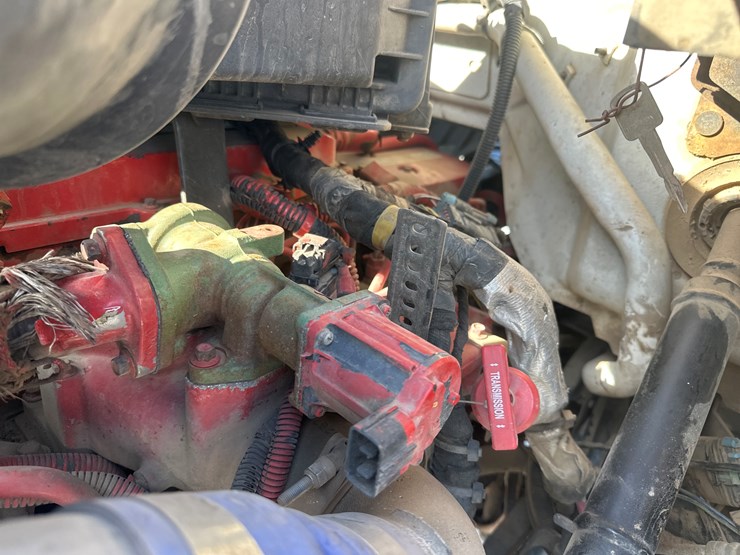 2012-ford-f650-image-37