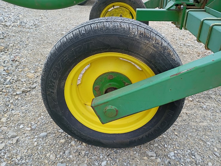 john-deere-702-image-19