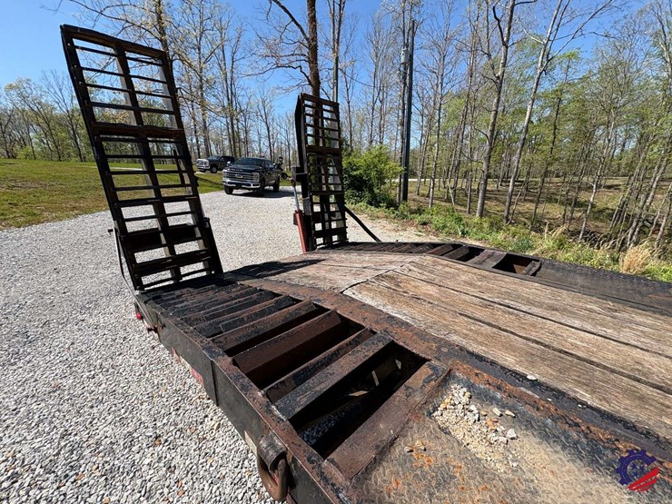 1998-cherokee-r20-20+5-dual-t/a-tag-trailer-image-29