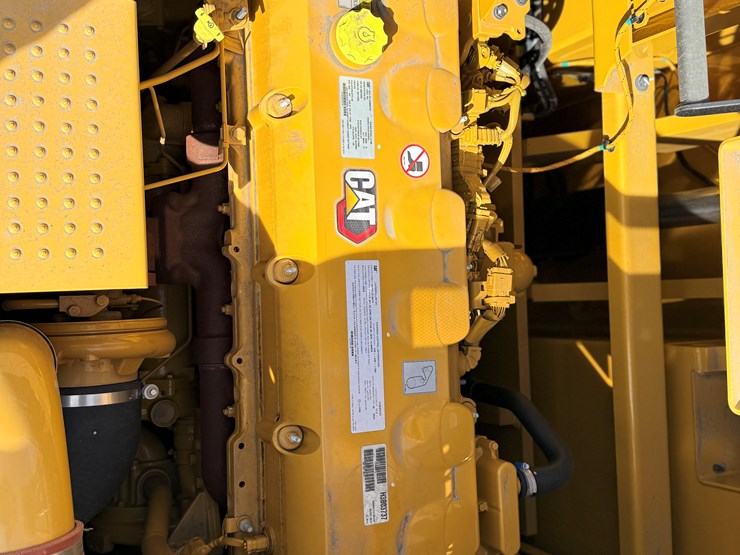 #1968-•-caterpillar-excavator-image-47