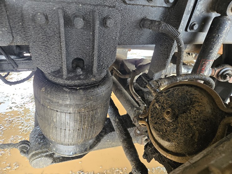 massey-ferguson-8-image-103