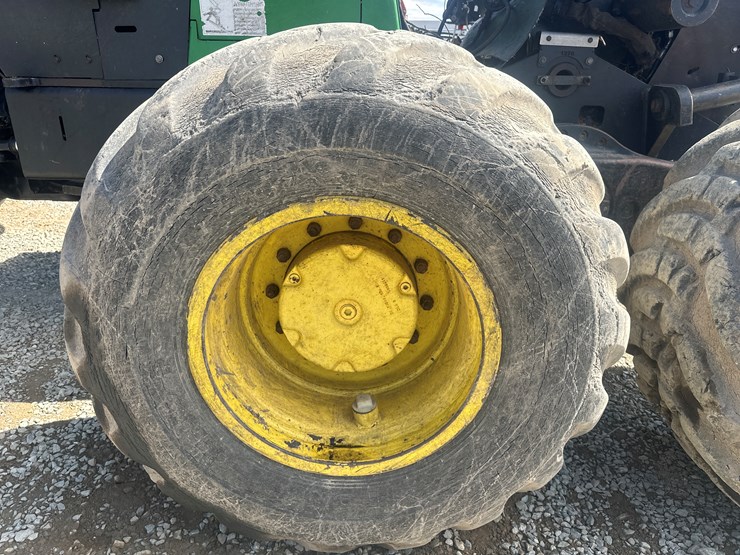 2011-deere-1270e-image-85