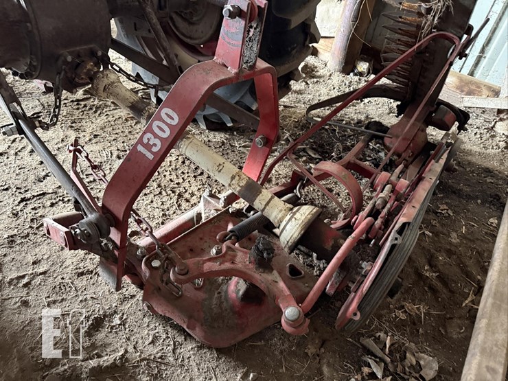 international-1300-image-2