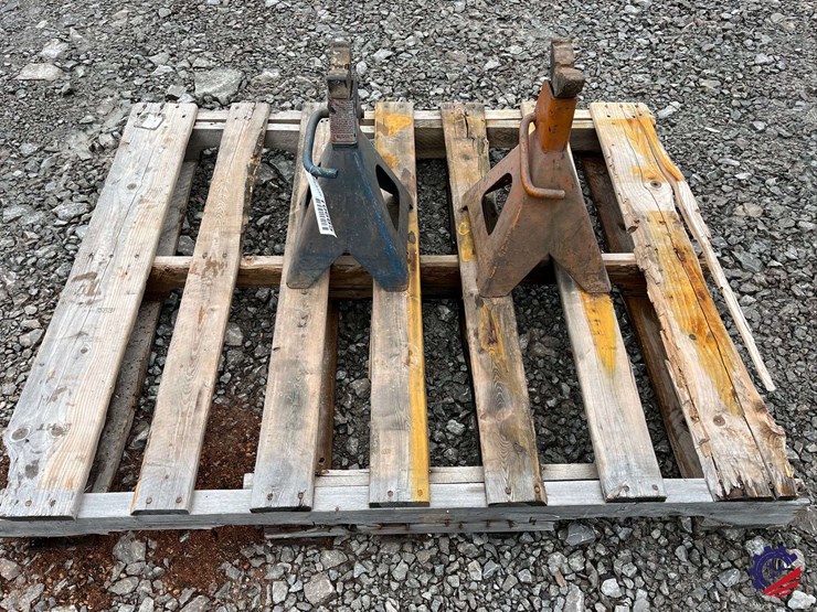 (2)-nesco-heavy-duty/-6t-adjustable-jackstands-image-6