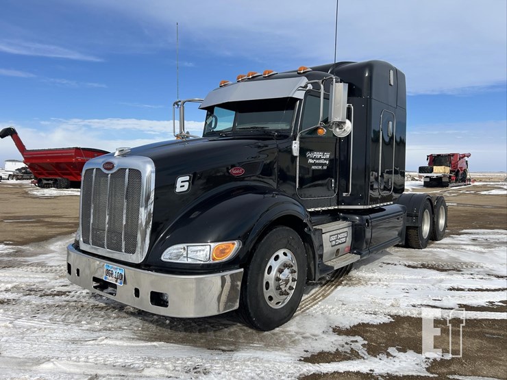 2012-peterbilt-386-image-1