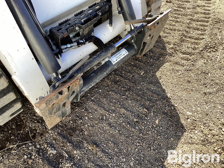 2022-bobcat-t770-image-10