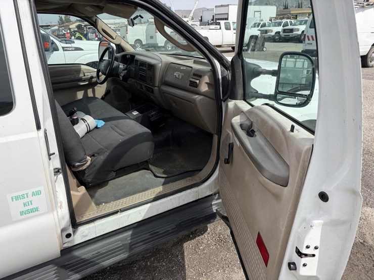 2004-ford-f250-image-9