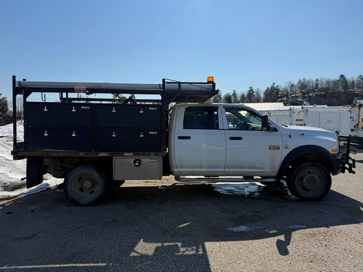 #2047-•-2012-ram-5500-heavy-duty-4x4-service-truck-image-6