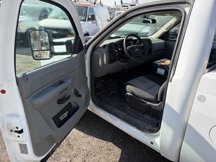 2007-chevrolet-silverado-2500hd-image-10