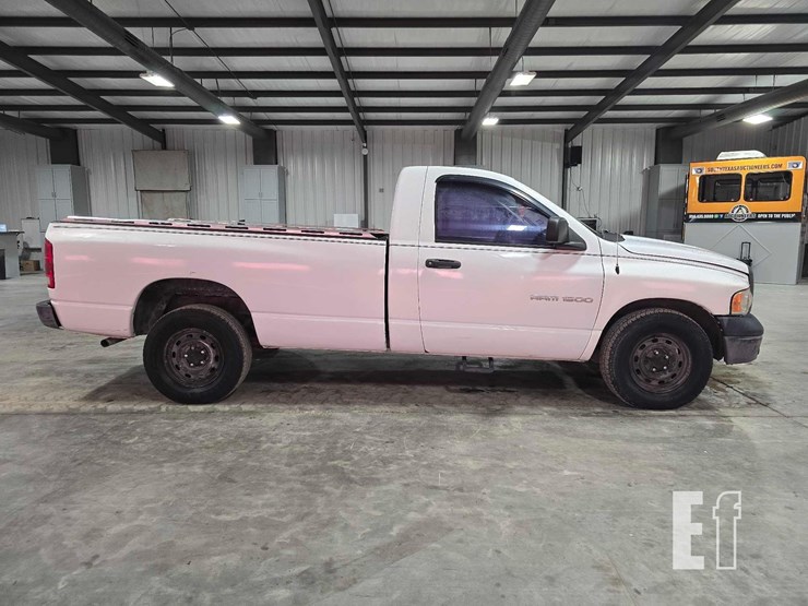 2004-dodge-ram-1500-image-6