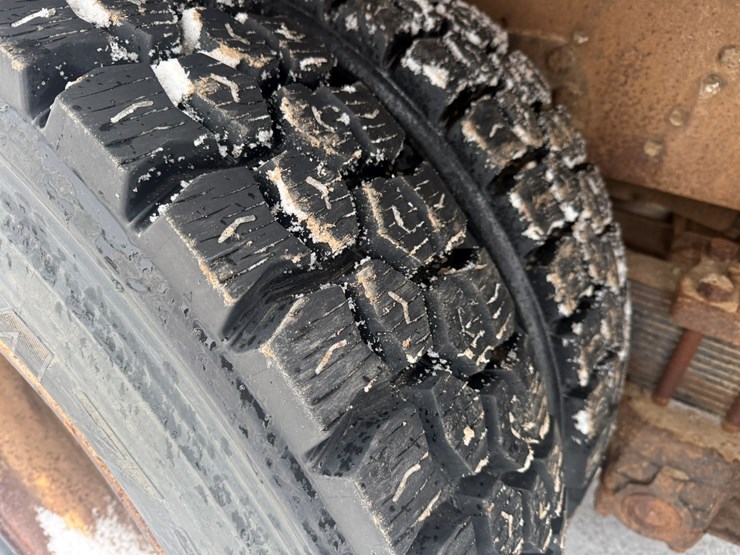 #1113-•-1990-ford-quad-axle-dump-truck-image-63