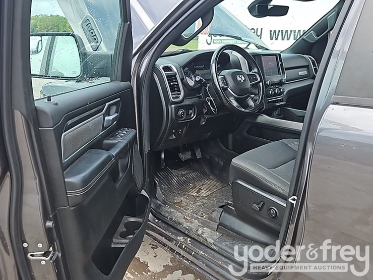 2018-dodge-ram-1500-image-24