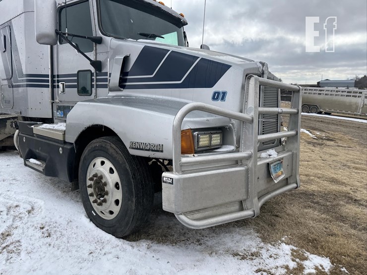 1998-kenworth-t600-image-1