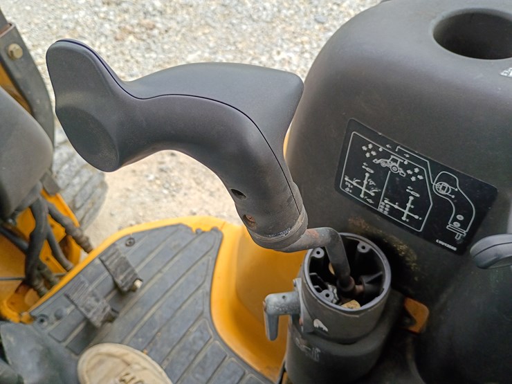 john-deere-110-image-32