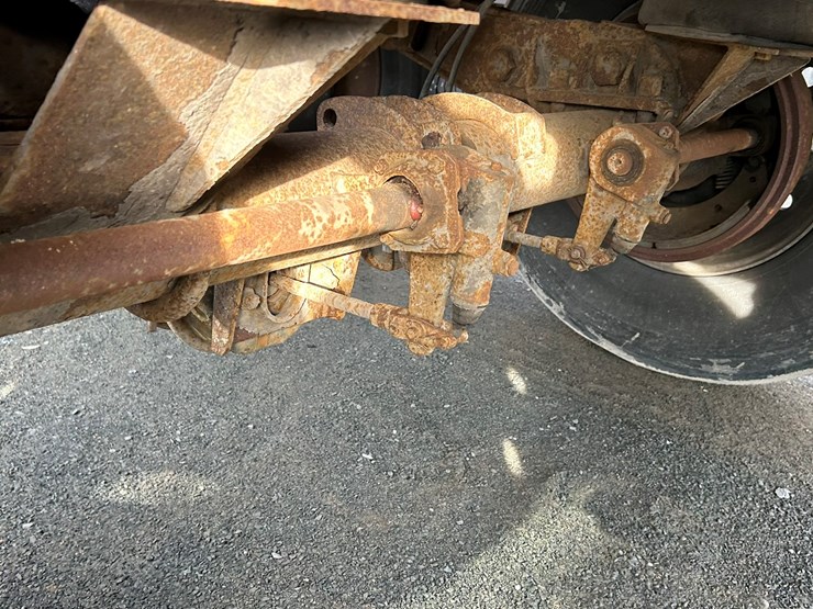 1995-axle-end-dump-image-23