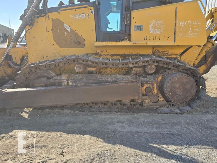 2006-deere-750j-image-25