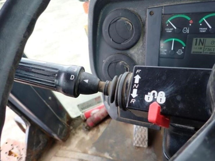 2006-deere-624j-image-12