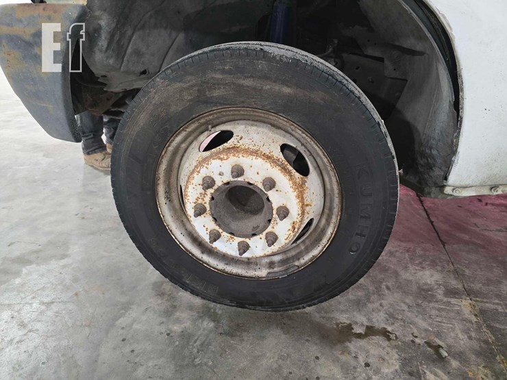 1999-ford-f450-image-25