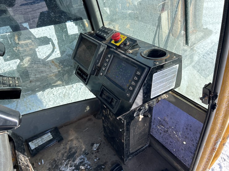 massey-ferguson-8-image-76