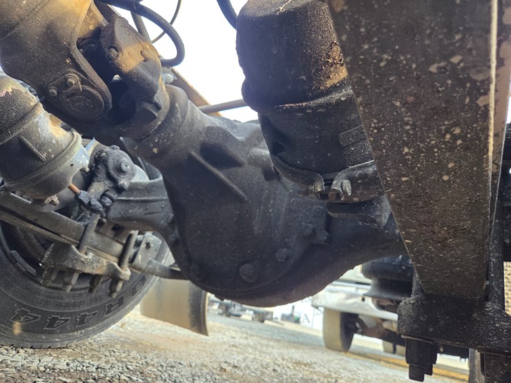 2013-international-prostar-image-35