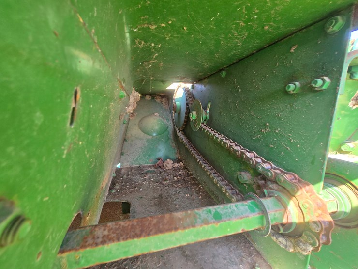 john-deere-327-image-25