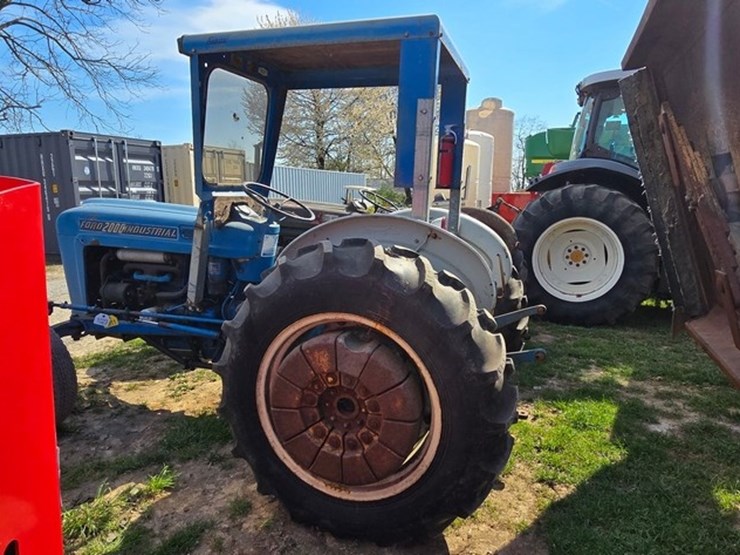 2000-ford-2000-image-6