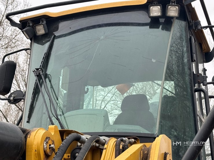 2012-caterpillar-966k-image-13