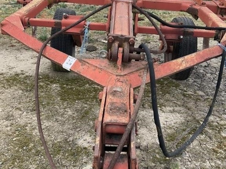 allis-chalmers-"style"-3-shank-pull-ripper-image-9
